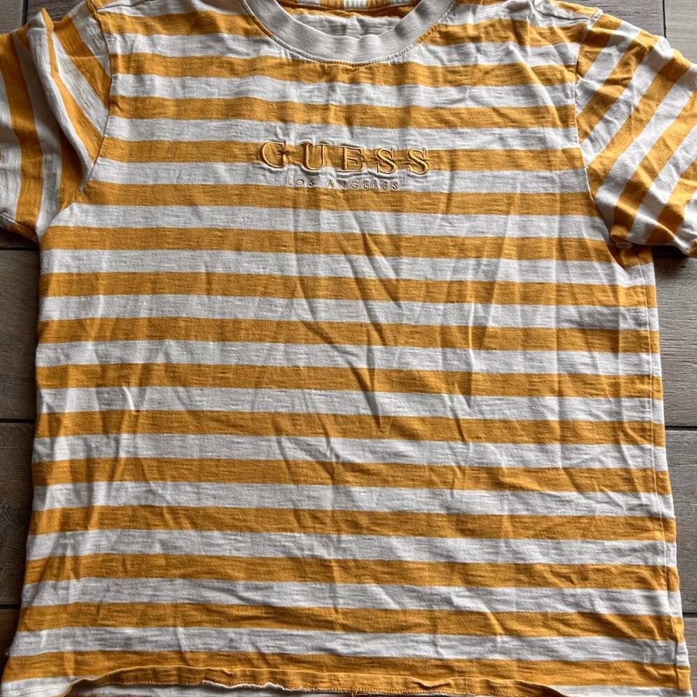 VINTAGE GUESS T SHIRT